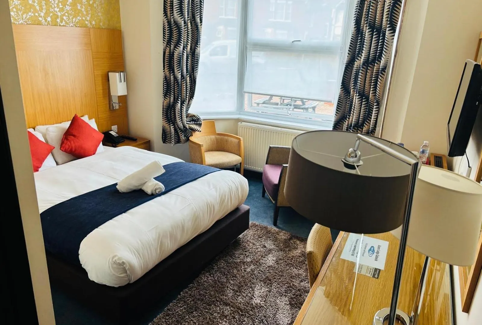 Acorn Lodge Hotel Gatwick & Parking Horley