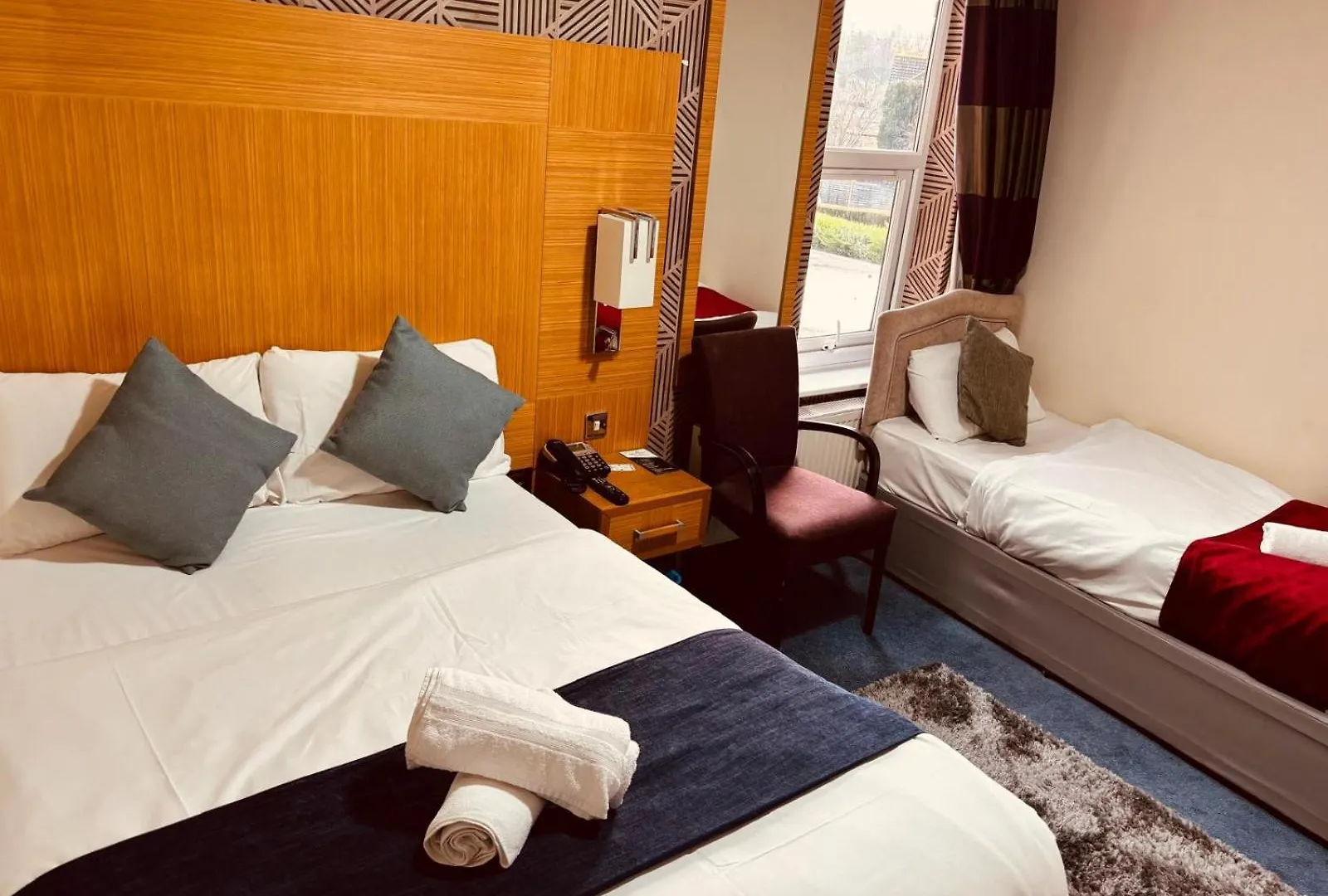 Acorn Lodge Hotel Gatwick & Parking Horley 4*,  Großbritannien